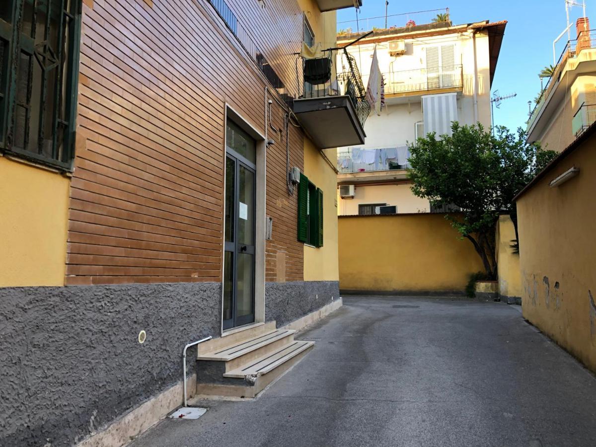 Neapolis Bay Apartment Portici Exterior photo